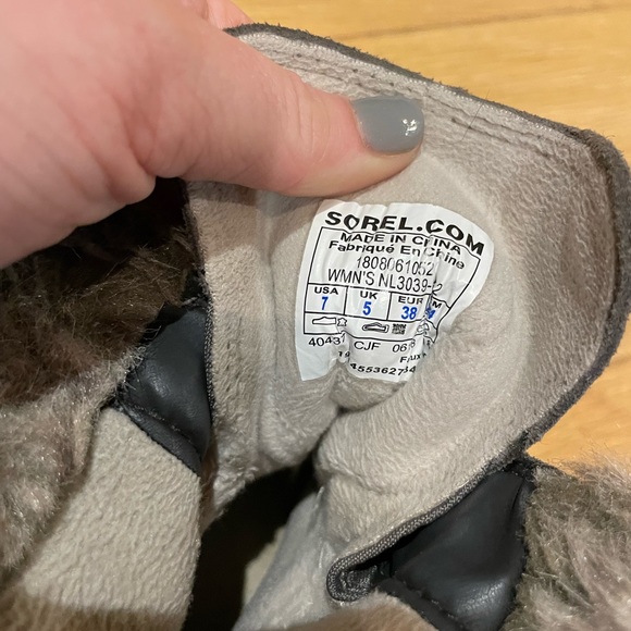 Sorel Women’s Joan Winter Boots 7 - Picture 7 of 7